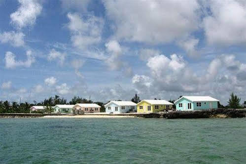 Pelican Beach Villas Marsh Harbour Exterior photo